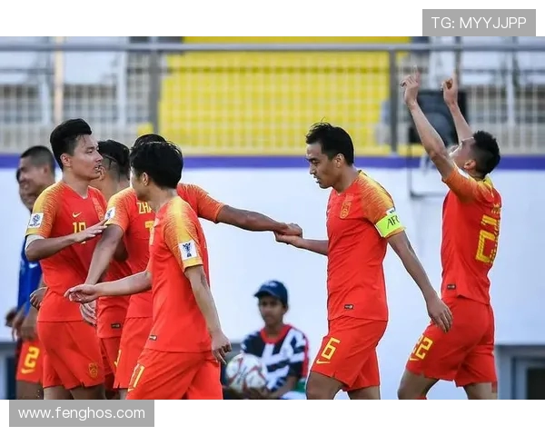 国足与香港热战即将开启精彩视频直播全程回顾与分析